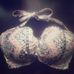 Victoria’s Secret The Getaway Halter Bikini 34DDD
